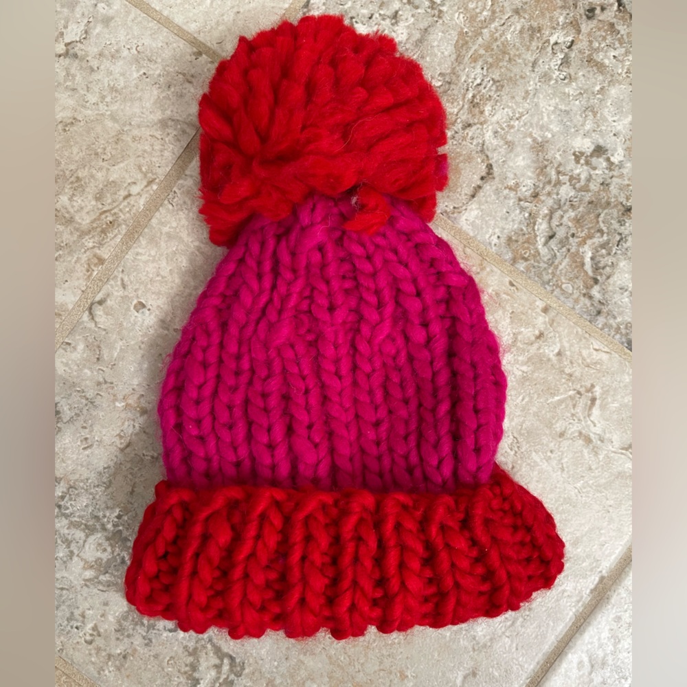 American Eagle pom-pom beanie. Two tone, red and vibrant pink. Brand new!